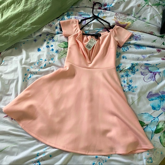 Off-shoulder pale pink deep v-line neck mini-dress - Picture 1 of 1